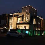 10 marla house for sale in bahria town lahore
