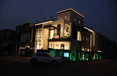 10 marla house for sale in bahria town lahore